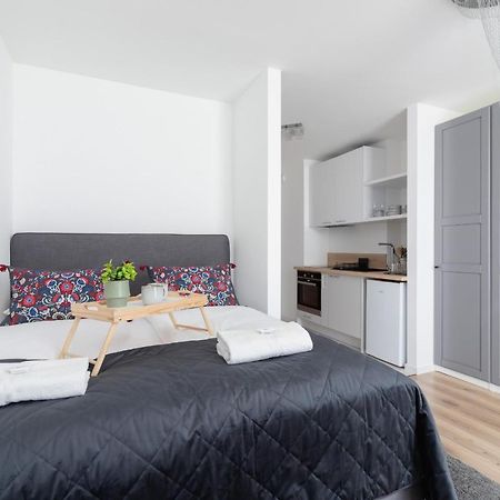 Elegant Pet-Friendly Studio In Krakow By Noclegi Renters Εξωτερικό φωτογραφία